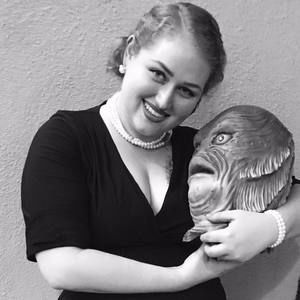 Meet your Posher, Elisa